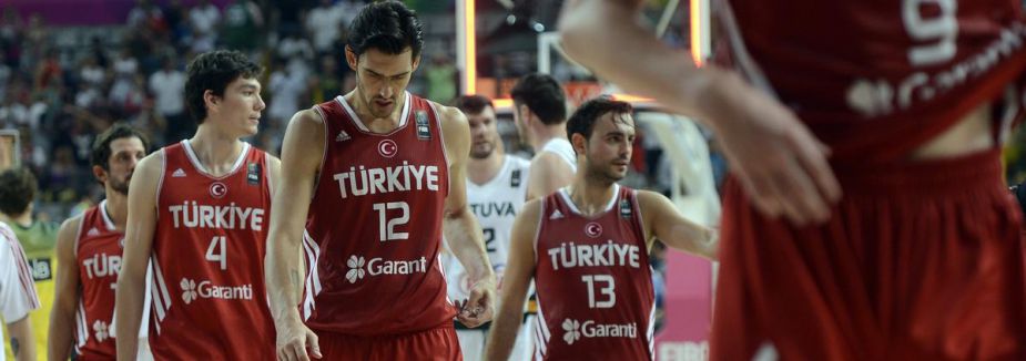 12 Dev Adam şampiyonaya veda etti