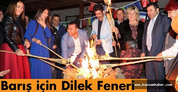 Barış için Dilek Feneri Dostluk Kazansın...