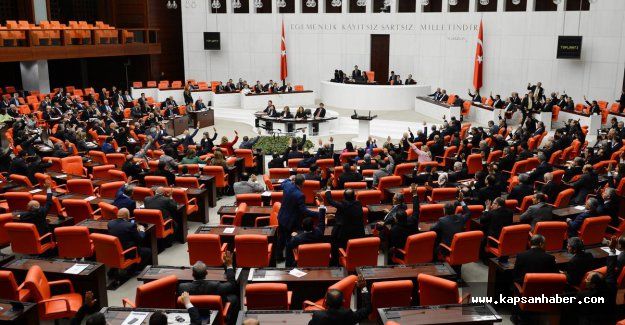 TBMM Genel Kurulu'nda 'Sen kimsin' tartışması