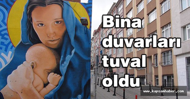 Kadıköy'de Bina duvarları tuval oldu