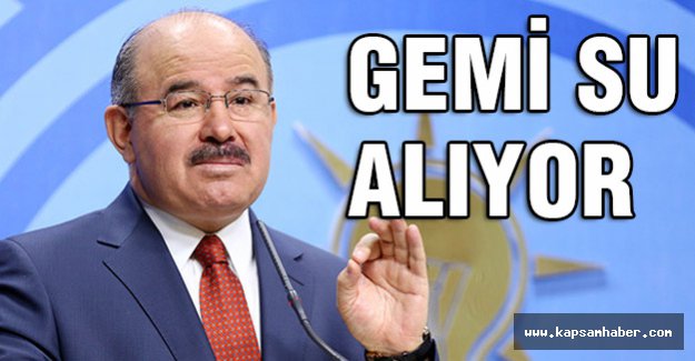 Çelik: Gemi su alıyor