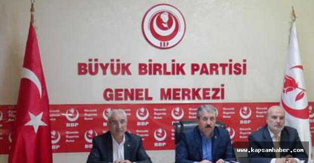 Destici: Türkiye kaçak Ermenileri sınır dışı etmeli