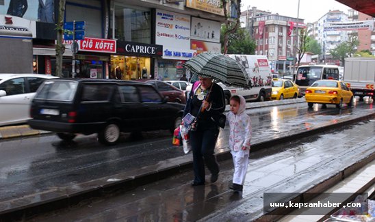 İstanbul’da yağmur başladı