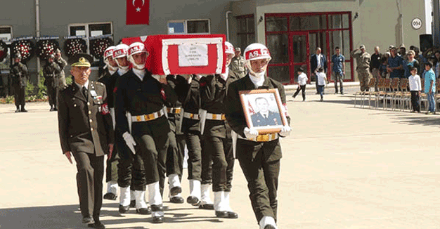 Şehit yüzbaşı memleketine uğurlandı