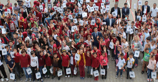 Togar’dan tüm öğrencilere kitap