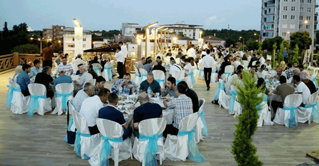 İlkadım'da Basın Mensuplarına İftar...