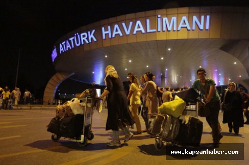 Kanlı geceden fotoğralara yansıyanlar
