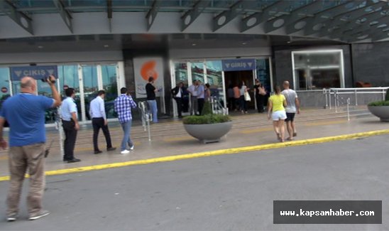Alışveriş merkezinde canlı bomba paniği
