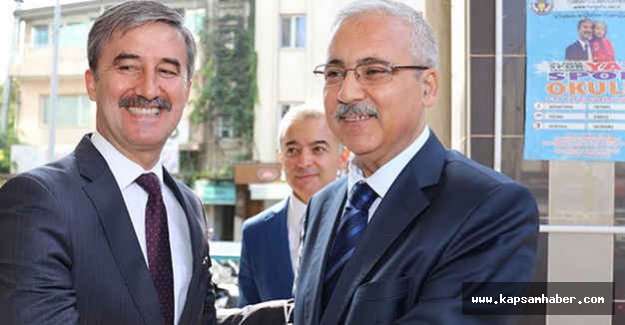 Turgutlu Belediyesi Vali Güvençer’i Ağırladı