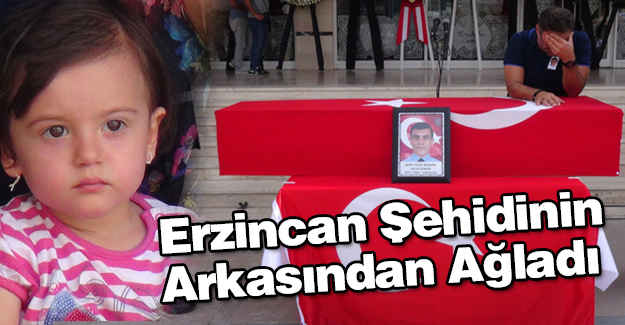 Erzincan Şehidinin Arkasından Ağladı
