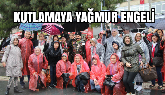 Samsun'da 19 Mayıs Bayramına Yağmur Engeli