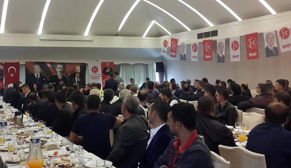 "MHP bitecek diyenlere gülüyorum"