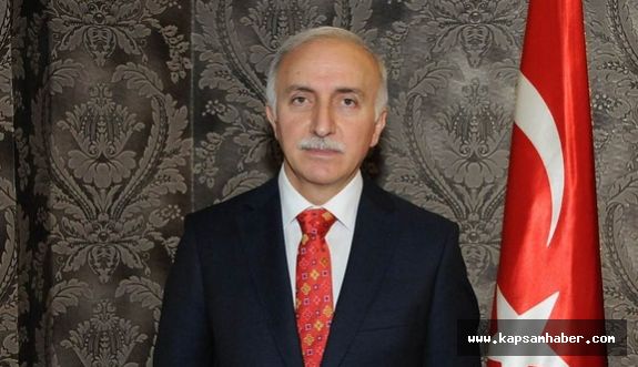 Vali Şahin, 19 Mayıs Atatürk'ü Anma Gençlik ve Spor Bayramını Kutladı