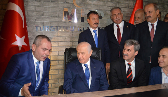 Bahçeli, Turgutlu Teşkilatını Ziyaret Etti