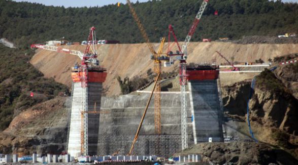 3. köprü inşaatında göçük