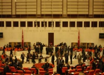 4.Yargı Paketi Onaydan Geçti