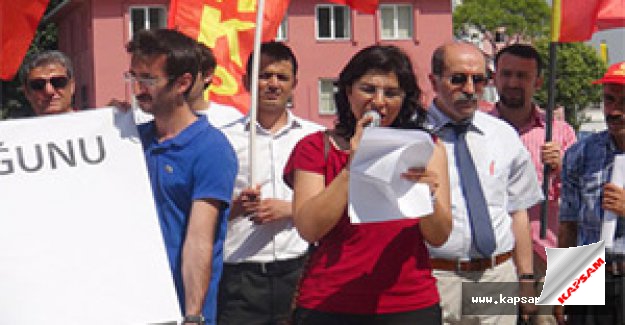 AK Partili 4 eski bakan hakkında suç duyurusu