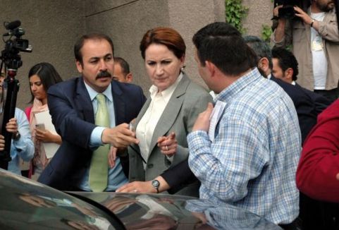 Akşener:' HSYK'nın zor işlerle uğraşmasına lüzum yok'