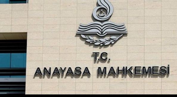 Anayasa Mahkemesi önünde ‘parti polisine hayır’ eylemi