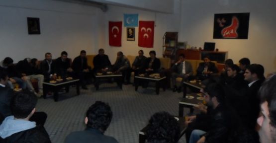 Antalya Ülkü Ocakları Kemer’de Gençlerle...