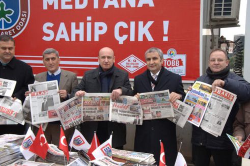 AYTO’dan yerel basına destek