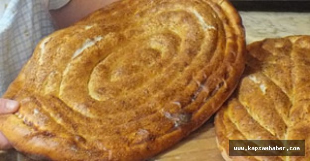 Bafra’da meşhur tahinli ramazan pideleri