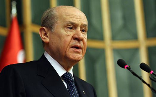 Bahçeli:'Birileri bağımsızlığımızın sancağını indiriyor, çiğnetiyor'