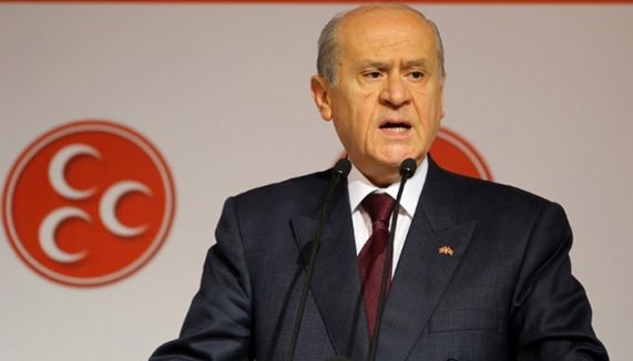 Bahçeli:'Erdoğan belini doğrultamaz'