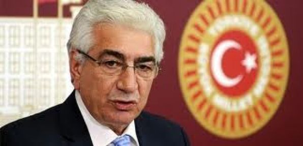 Bal:'Türkçe dışında eğitim dili ülkede kaos çıkarır'