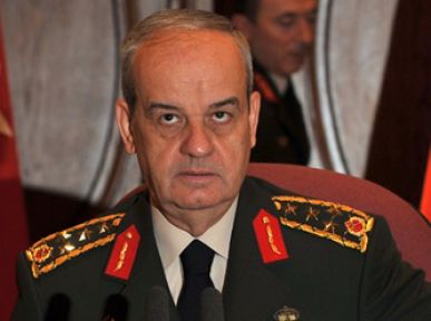 Başbuğ'un Rütbeleri Sökülecek Mi?