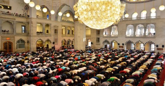 Bayram namazı saatleri açıklandı