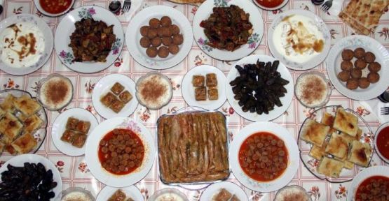 Bayram sofralarında geleneksel lezzetler