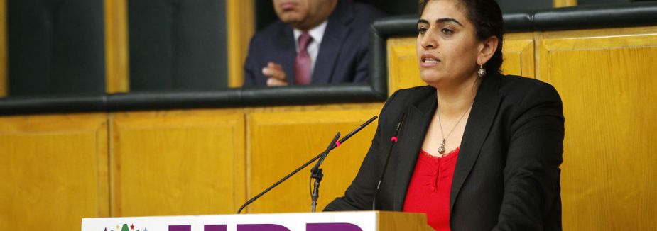 BDP'li milletvekilleri HDP'ye geçiyor