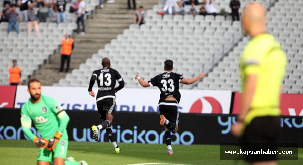 Beşiktaş, Başakşehir'i Mario Gomez'in golleriyle geçti