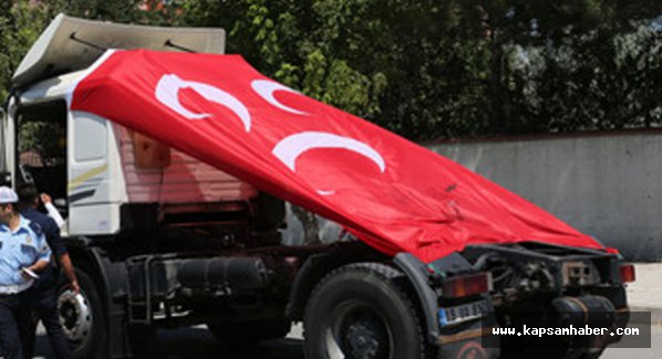 Böyle olur TIR şoförünün düğünü