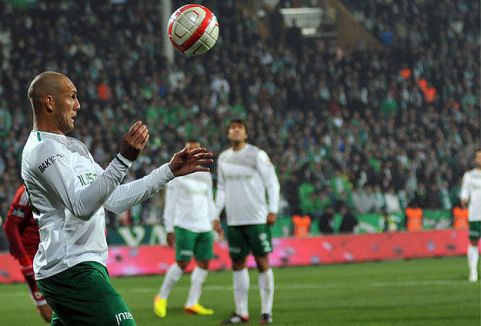 Bursaspor sahasında kazandı