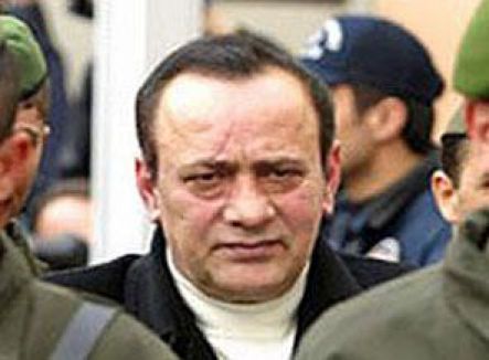 Çakıcı 10 ay caza alırken, avukatına 13 yıl 4 ay hapis...