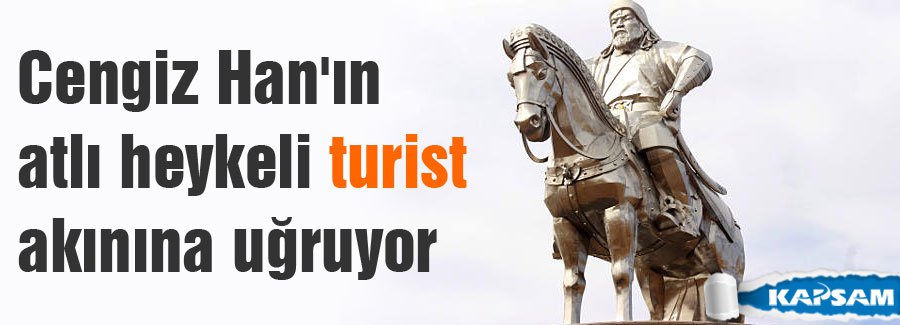 Cengiz Han'ın atlı heykeli turist akınına uğruyor