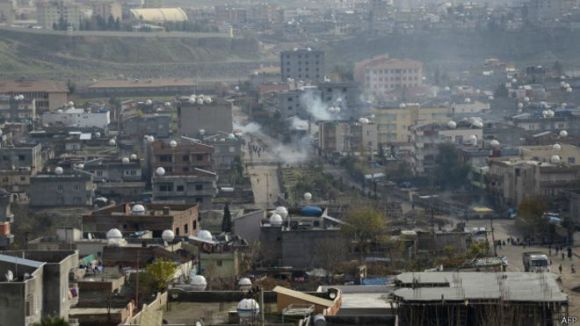 Cizre'de gerginlik sürüyor