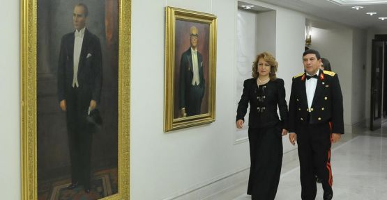 Cumhurbaşkanlarının portleri Köşk'te