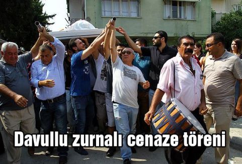 Davullu zurnalı cenaze töreni