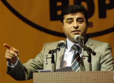 Demirtaş: 'Erdoğan o Kişiyi Biliyor'