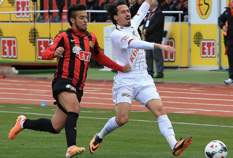 Es Es tek golle galip