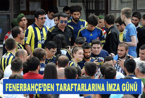 Fenerbahçeli futbolcular, taraftarlarla buluştu...