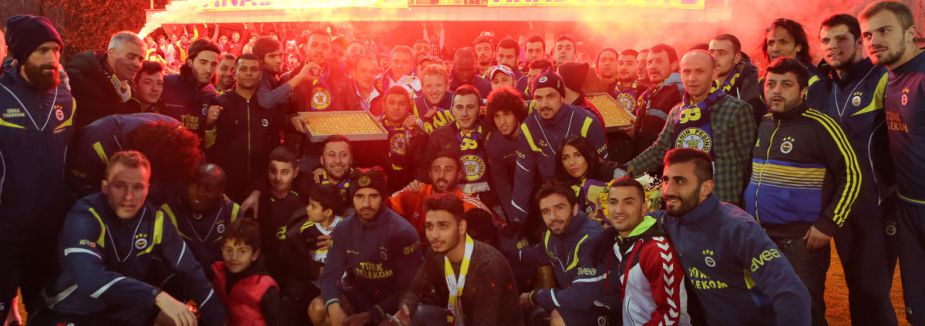 Fenerbahçe'ye coşkulu uğurlama...