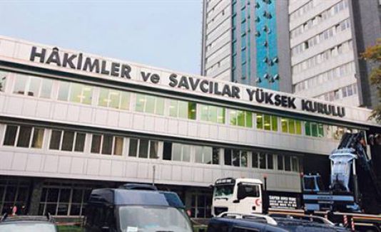 Görevden alınan 17 ve 25 Aralık savcılarına soruşturma