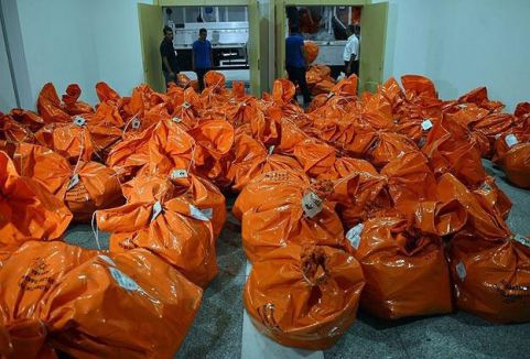 Gurbetçi oyları Türkiye'ye getirildi