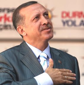 Hayalim Demişti Artık Engel Kalmadı