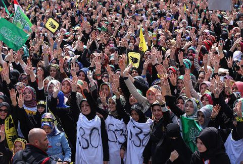 İdam kararları protesto edildi...