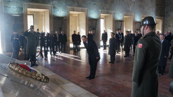 İlham Aliyev, Anıtkabir’i ziyaret etti
